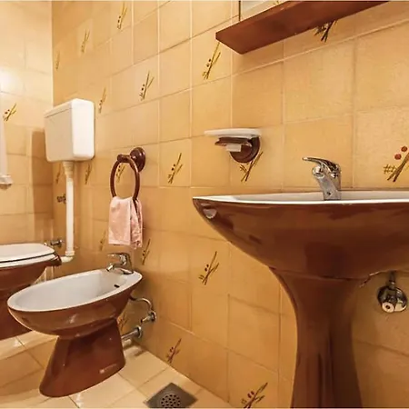 1 Bedroom Awesome In Crikvenica