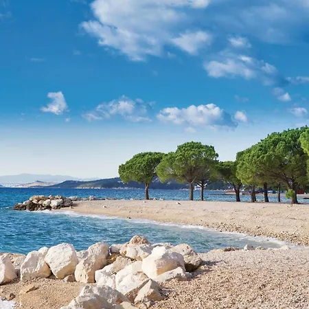 1 Bedroom Awesome In Apartmán Crikvenica