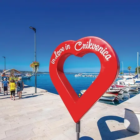 1 Bedroom Awesome In Appartamento Crikvenica